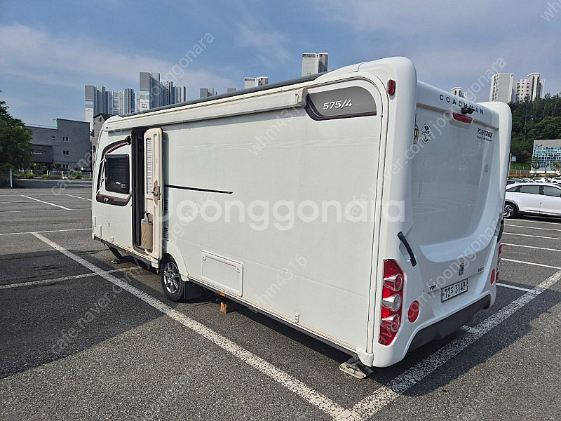 카라반 코치맨 VIP 575/4 판매합니다.--2